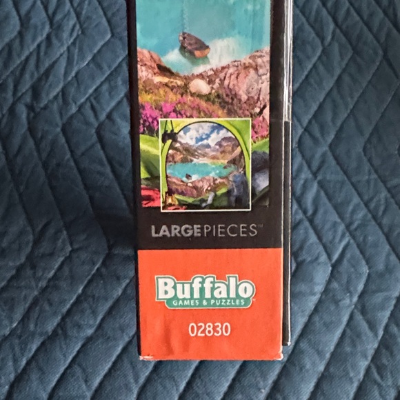 Buffalo what a View 300 Piece Puzzle - Picture 2 of 3
